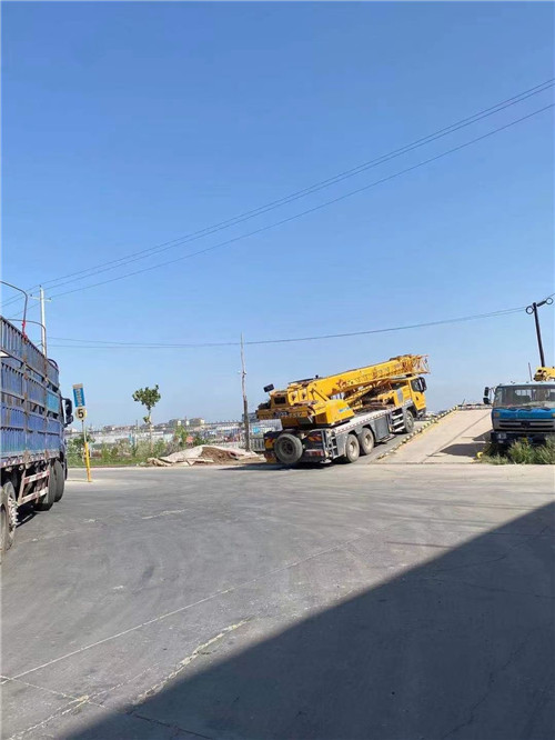 裕华区25吨吊车的租赁价格大概是多少？