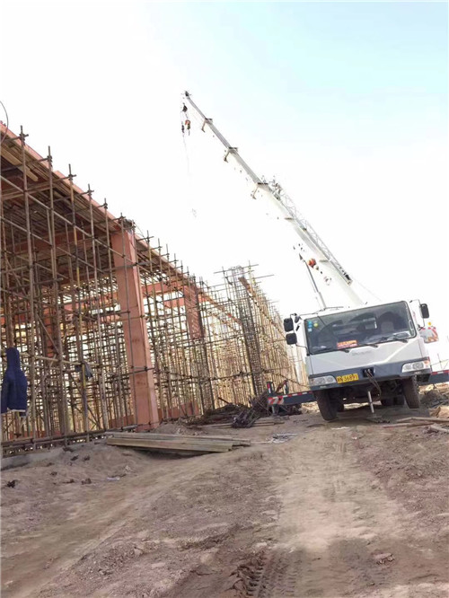 裕华区25 吨、50 吨吊车怎么选？多大重量 / 半径适合对应车型？